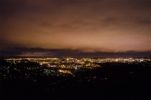 Vue de nuit sur la vallée du Doubs